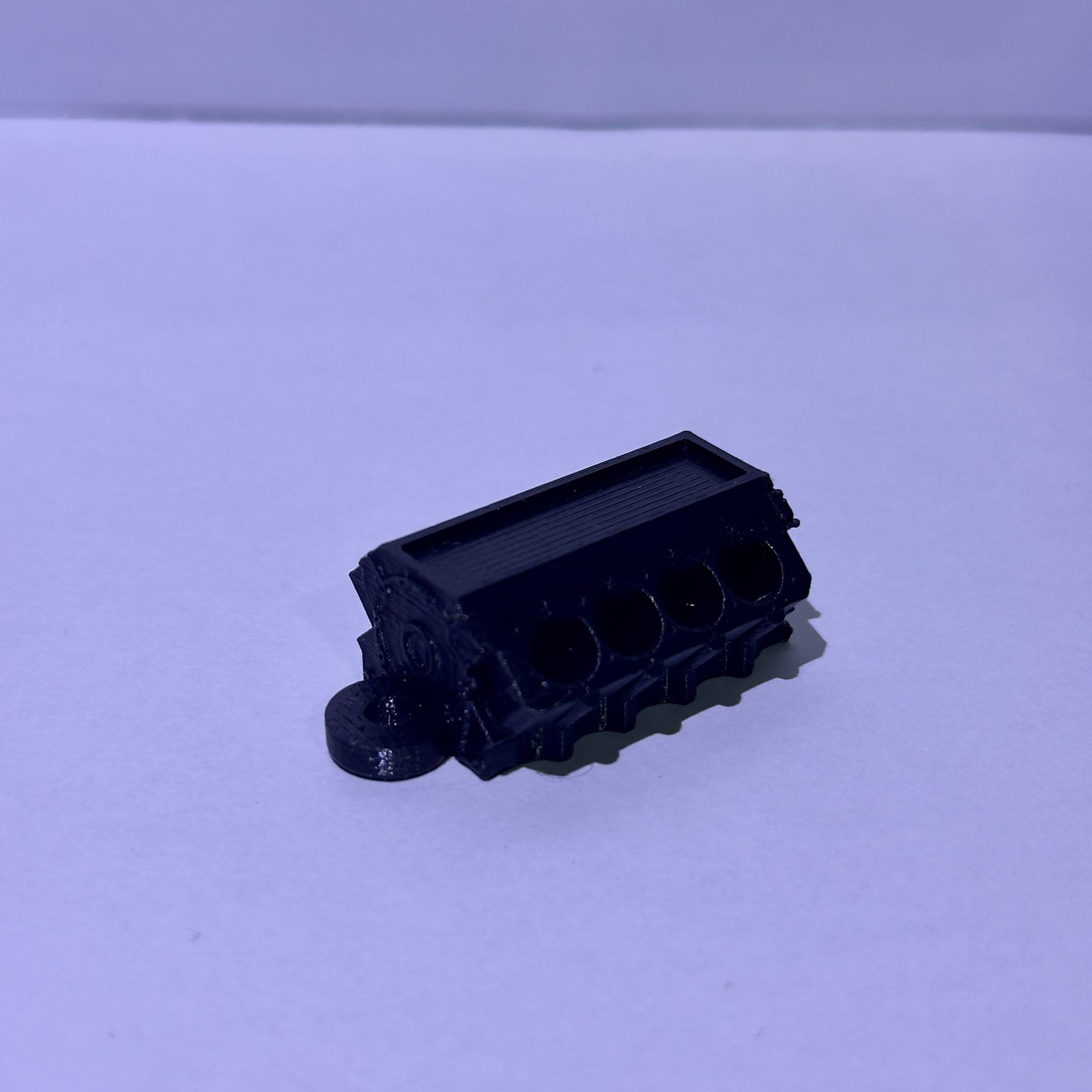 Chaveiro de Motor V8